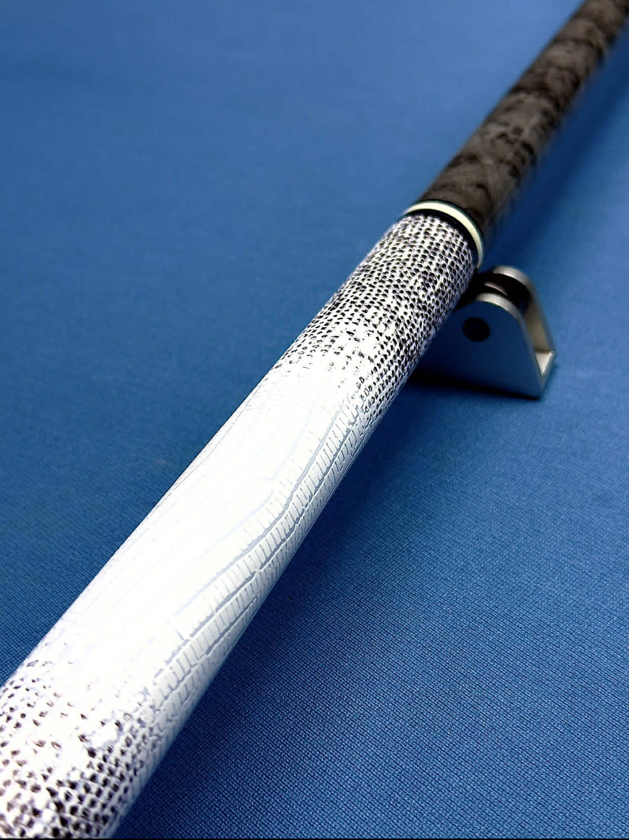 Cơ Pool Chuôi Da Phủ Carbon 4 Cơ Pool Chuôi Da Phủ Carbon - Ảnh 4