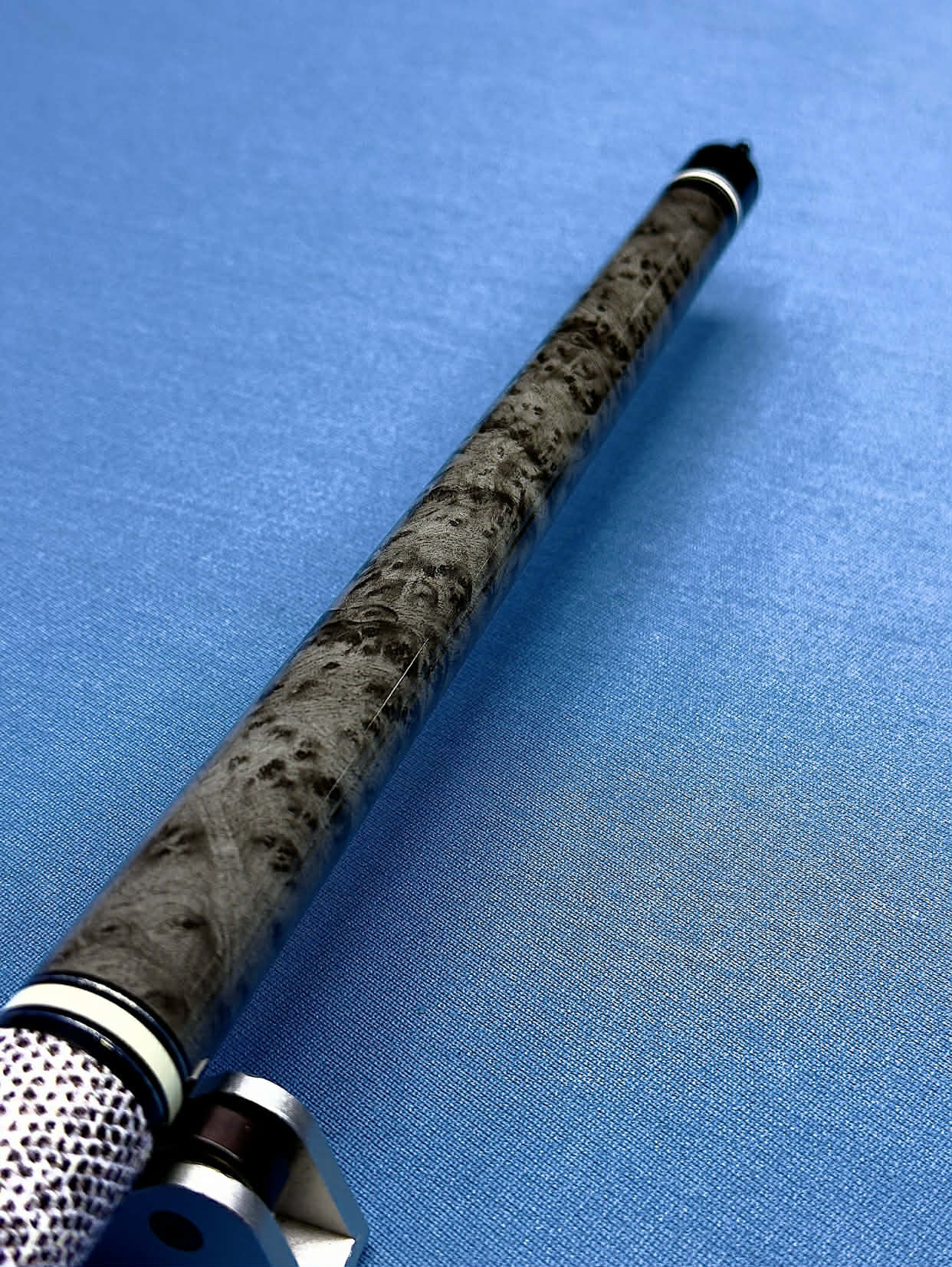 Cơ Pool Chuôi Da Phủ Carbon 5 Cơ Pool Chuôi Da Phủ Carbon - Ảnh 5